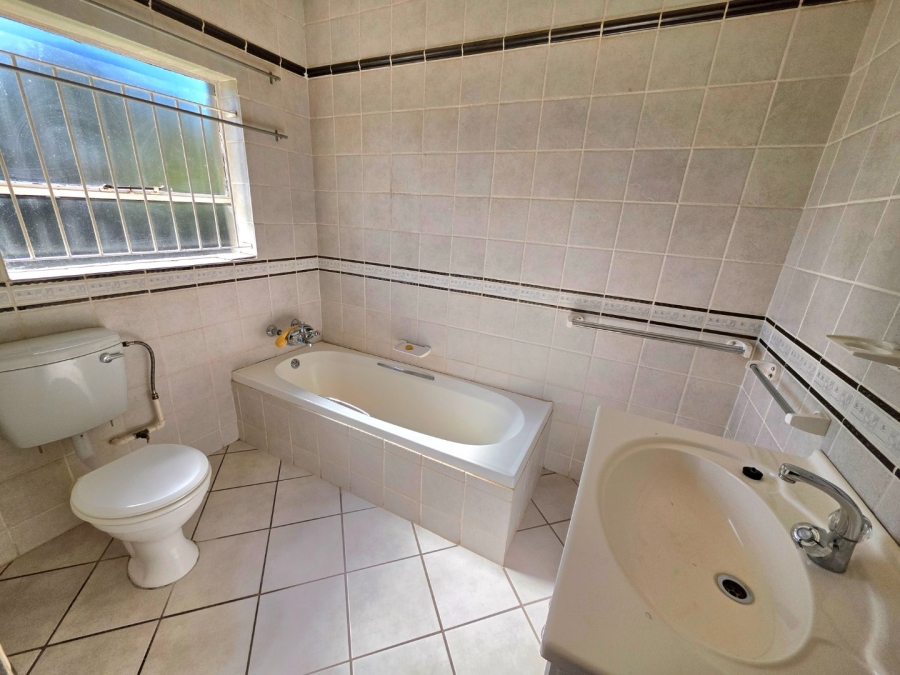 4 Bedroom Property for Sale in Panorama Free State